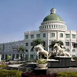 President Executive Club