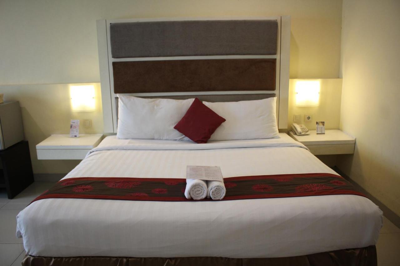 President Executive Club Hotel