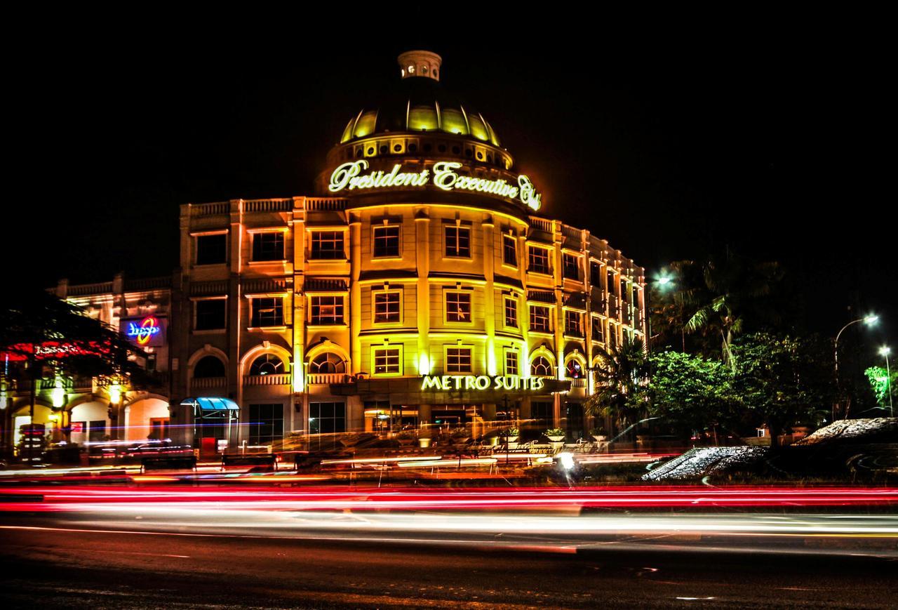 Hotel President Executive Club 4*