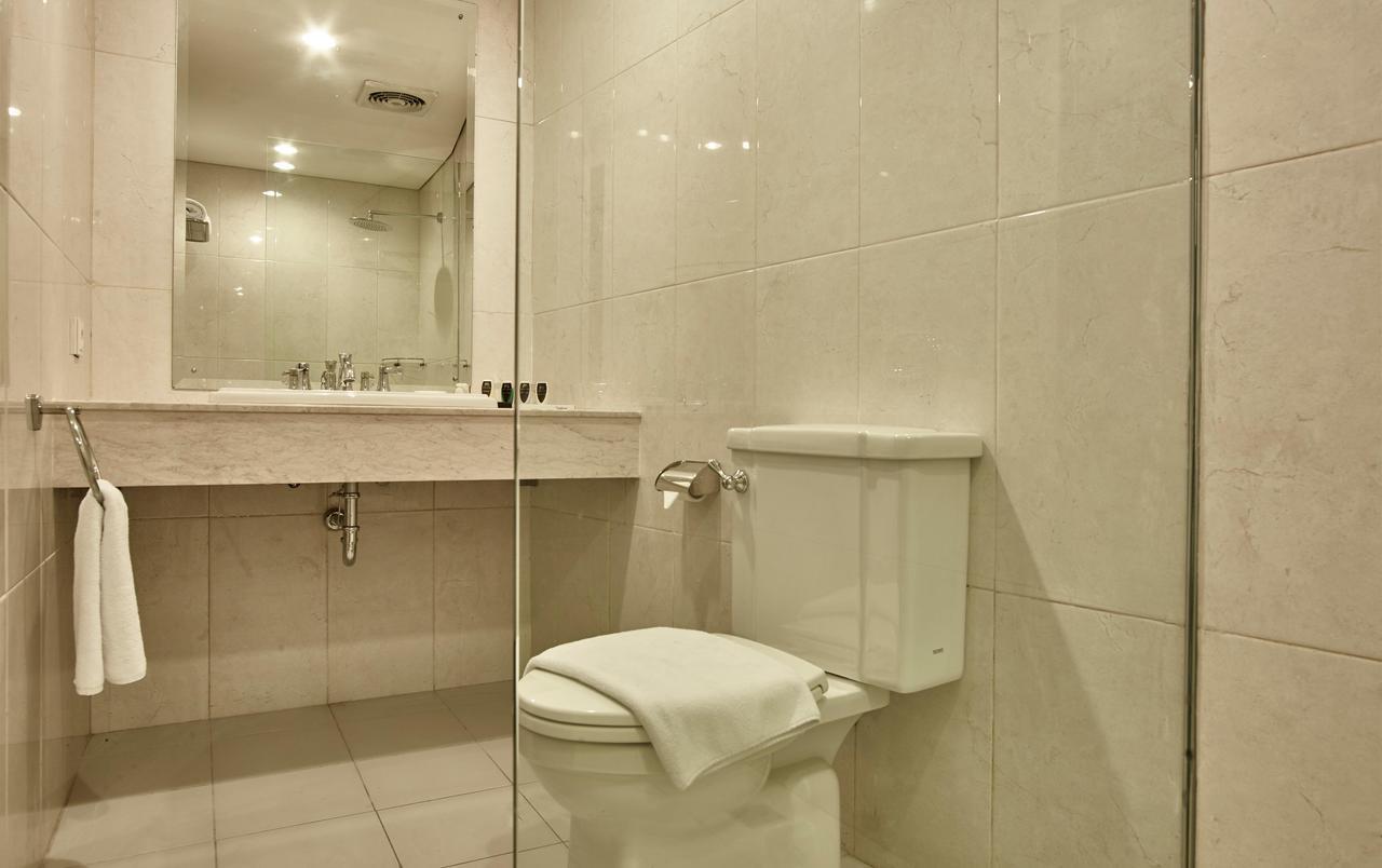 Hotel President Executive Club Cikarang